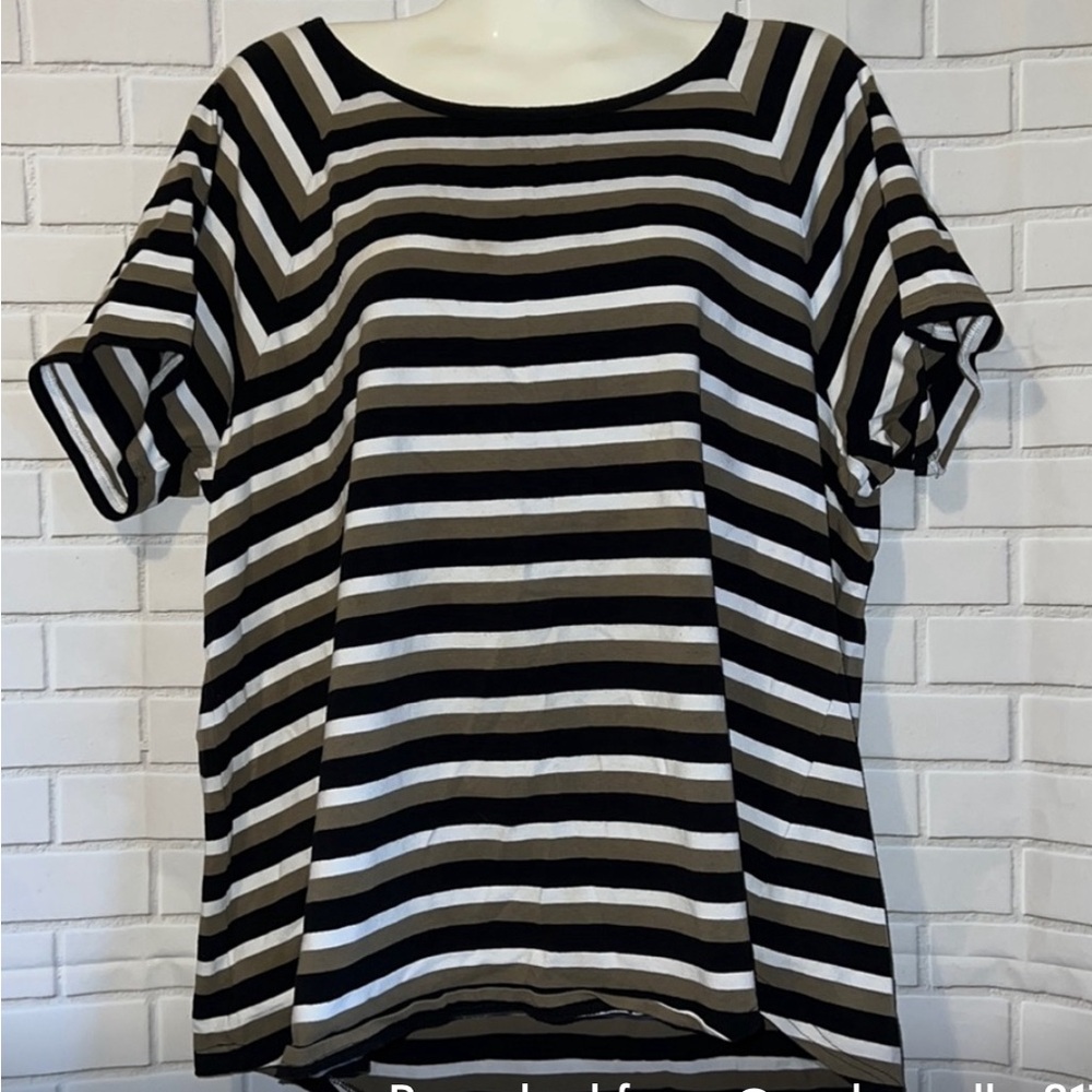 Michael Kors Striped Short Sleeve Top, size 1X